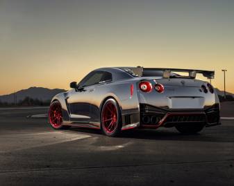 Super Gray Nissan GTR Wallpapers for New Tab
