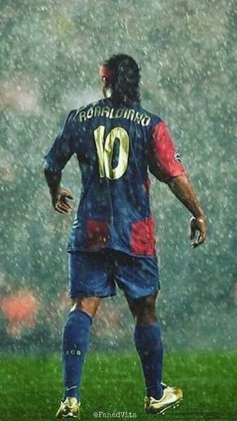 Best free Ronaldinho Wallpapers for iPhone
