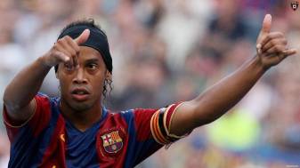 Gorgeous Ronaldinho 1080p Backgrounds