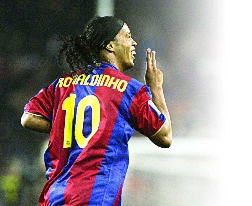 10 Number Ronaldinho Wallpaper Photos