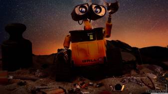 Cute and Sad Wall e free Wallpapers Pic